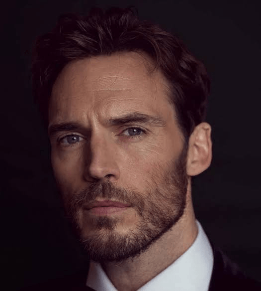 Quem é a namorada de Sam Claflin? Detalhes da vida amorosa do ator