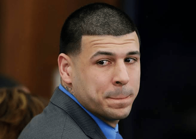 Qual a fortuna de Aaron Hernandez? Patrimônio, ganhos e polêmicas