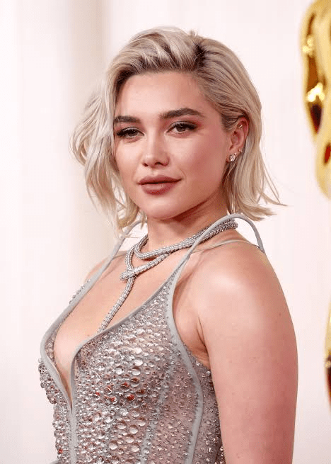 Qual a altura de Florence Pugh? Fatos e Comparações da Atriz